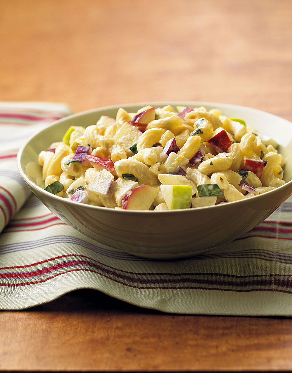 Apples & Herbs Pasta Salad Recipe