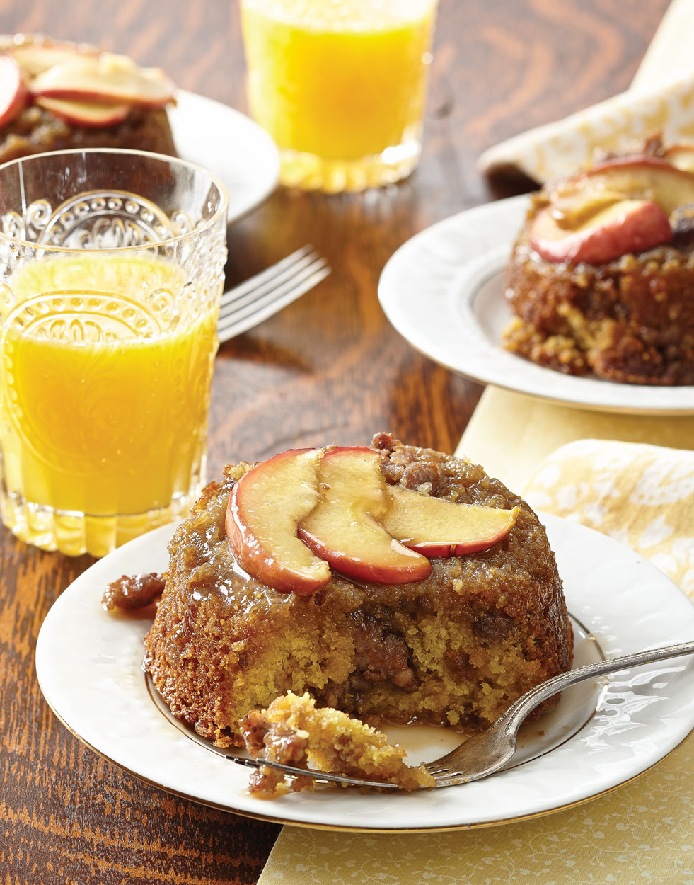 Caramel Apple Breakfast Cupcakes Recipe