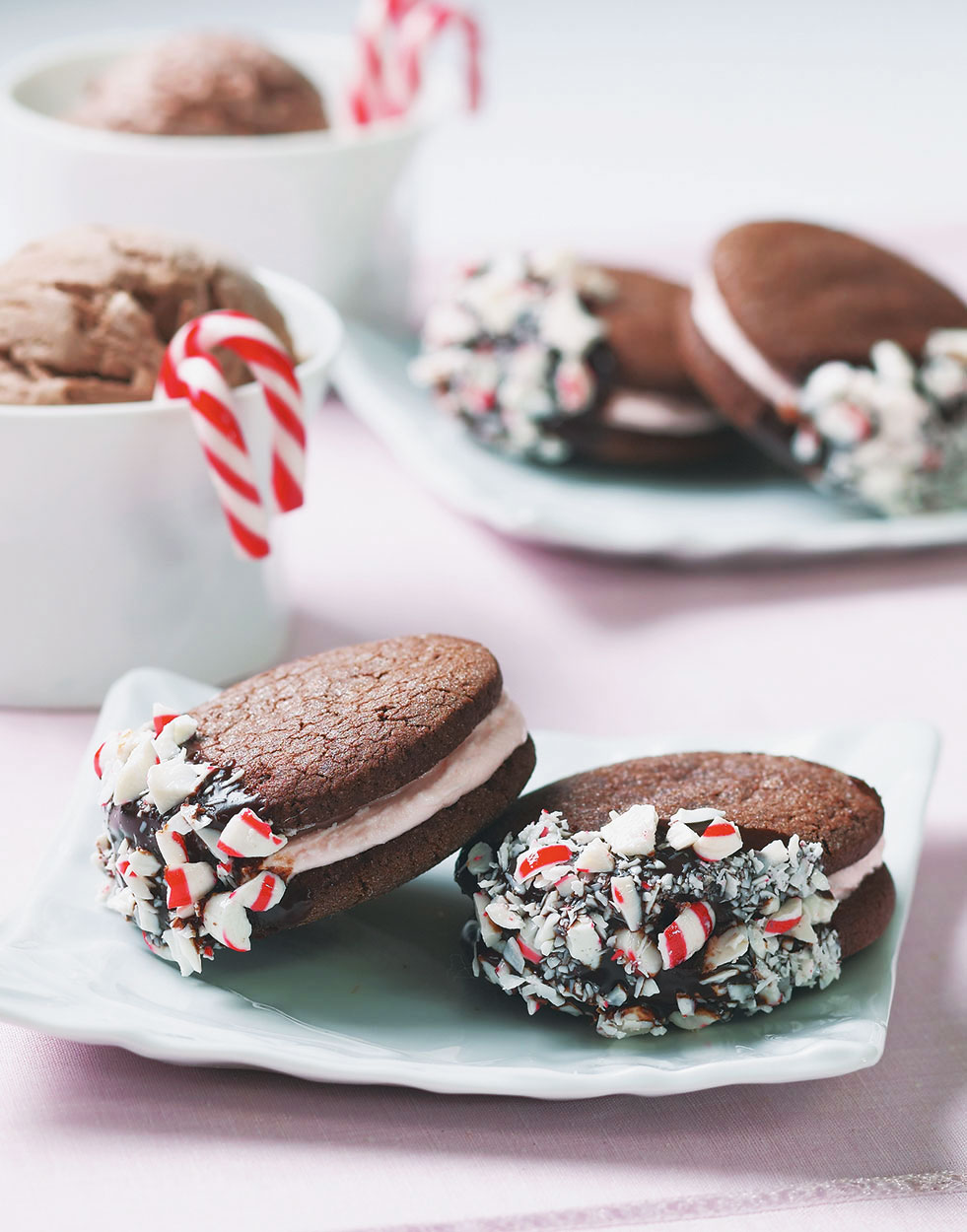 Chocolate-Peppermint Sandwich Cookies Recipe