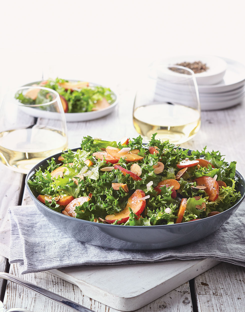Curly Endive Salad with Peaches Recipe