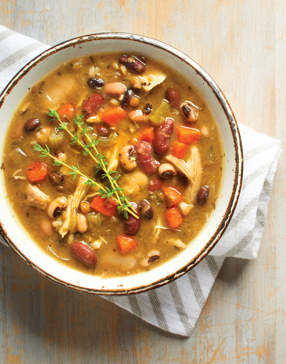 Slow Cooker Multi-Bean Soup with chicken Recipe