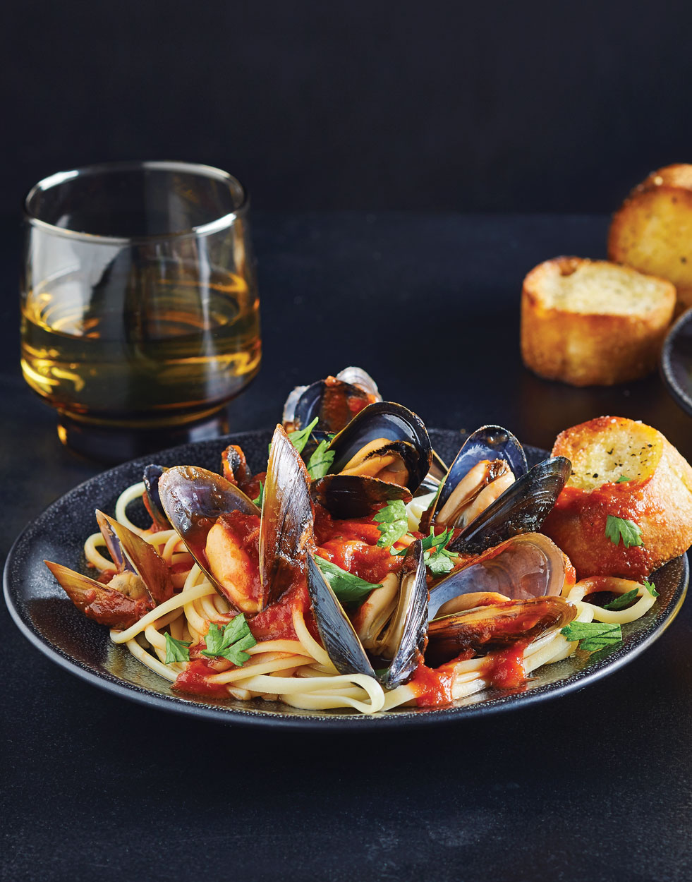 Mussels Fra Diavolo with linguine Recipe