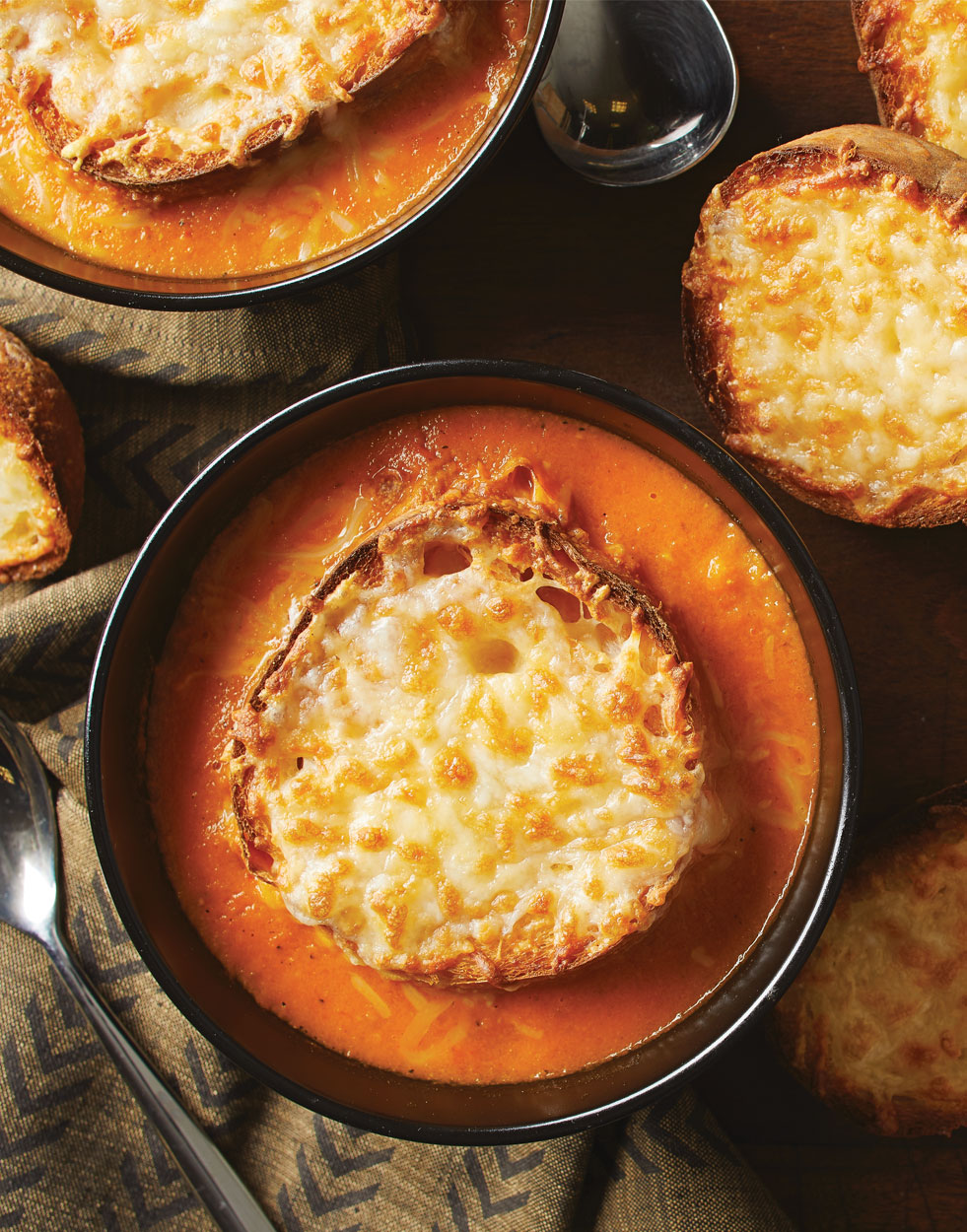 Roasted Red Pepper Soup with cheese toast Recipe