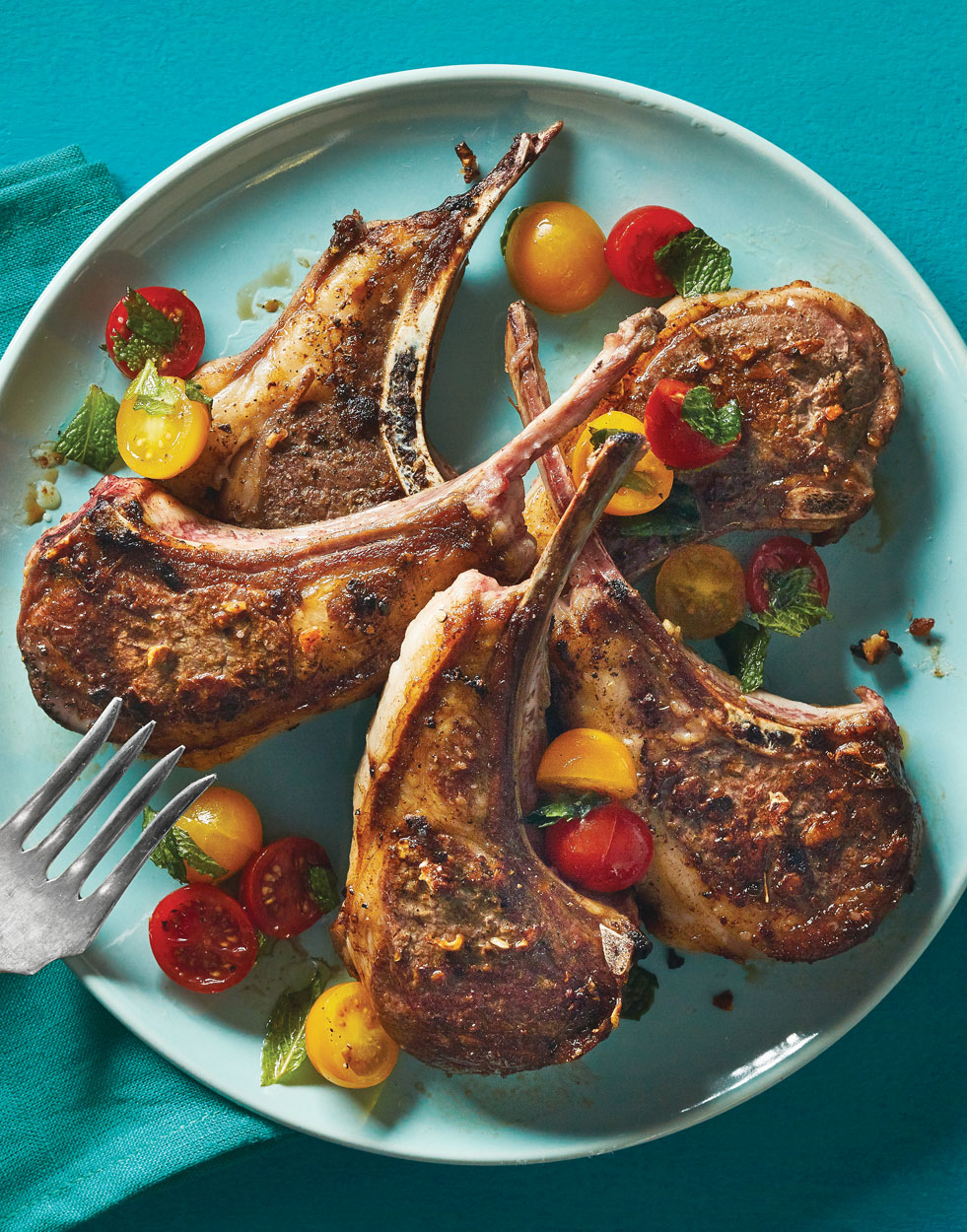 Seared Lamb Chops with tomato & mint slaw Recipe