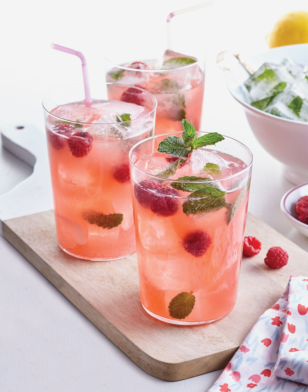 Sparkling Pink Lemonade with Fresh Raspberries Recipe