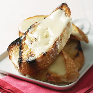 Grilled Brie Croutons Recipe