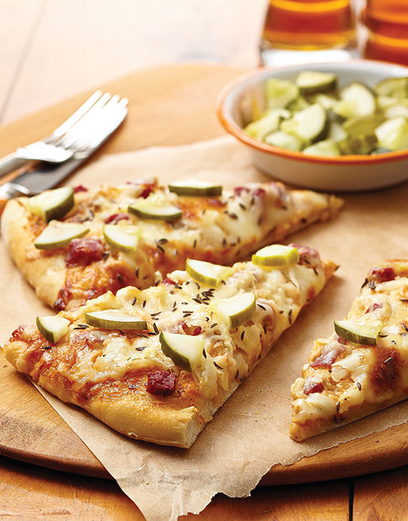 Reuben Pizza with pickles Recipe